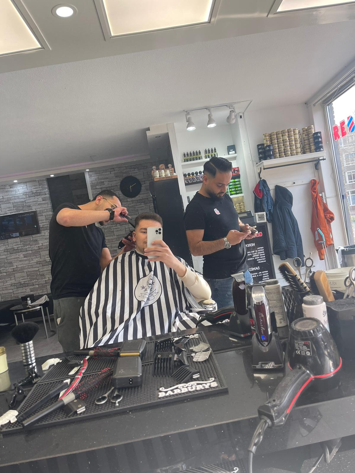 Rebarber dames en heren salon